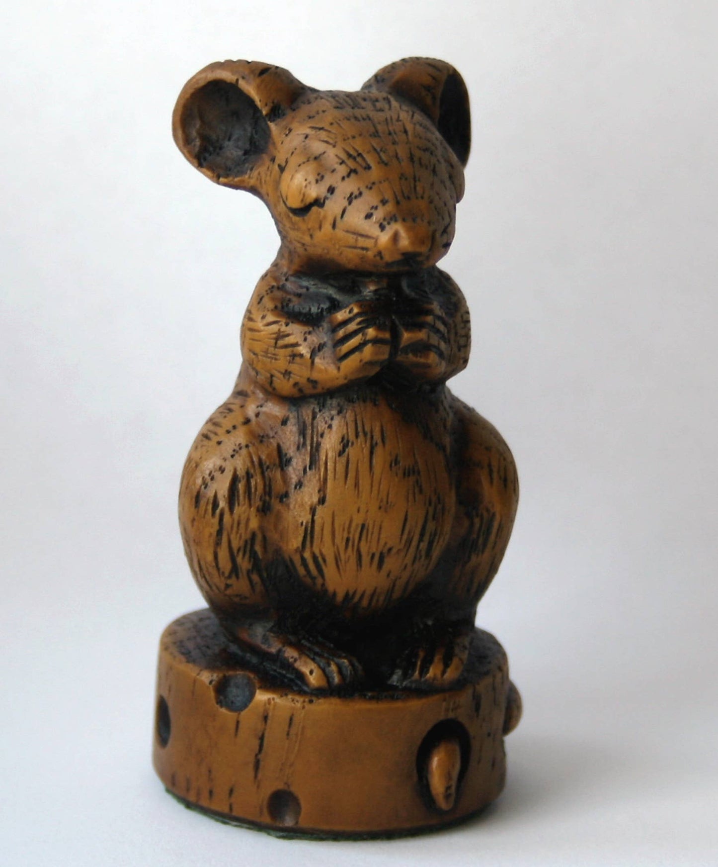 Church Mouse Praying On Cheese Reproduction carving ornament