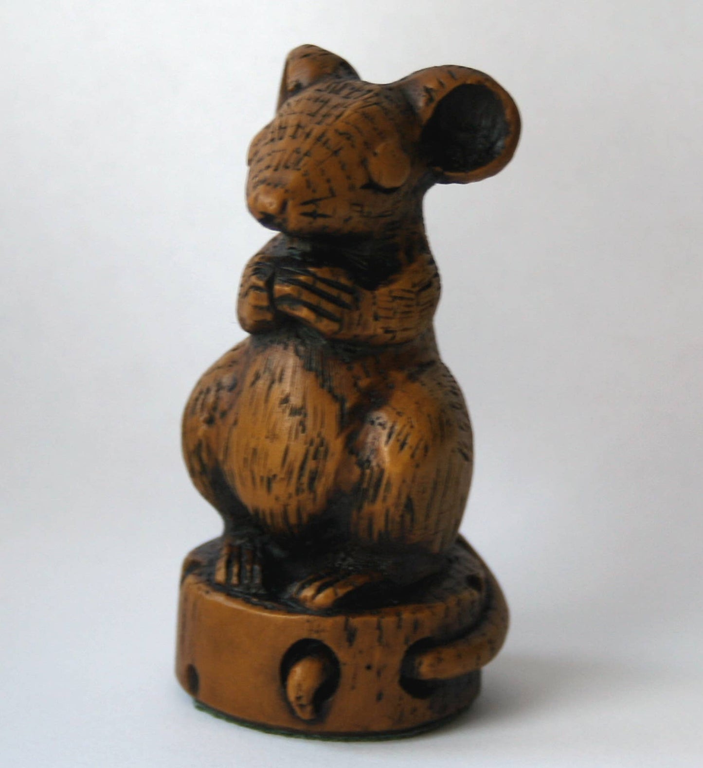 Church Mouse Praying On Cheese Reproduction carving ornament