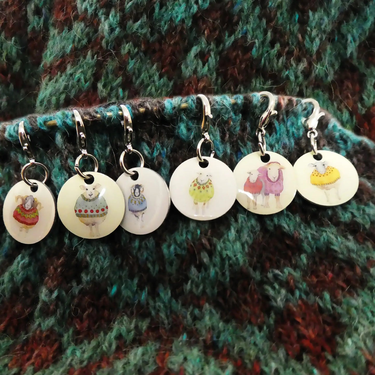 SHEEP IN SWEATERS II CROCHET STITCH MARKERS IN A POCKET TIN