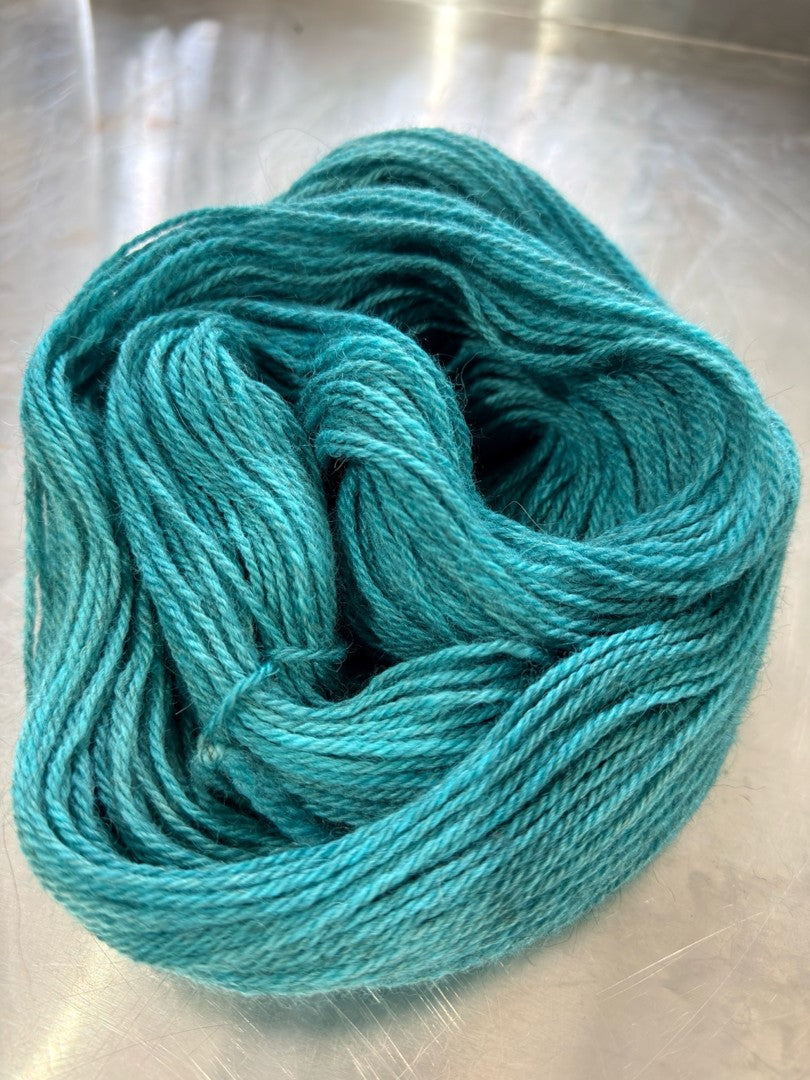 ‘Aubergine Dream’ - ‘Teal Deal’ - ‘Turquoise Delight’ Blue face blend - DK