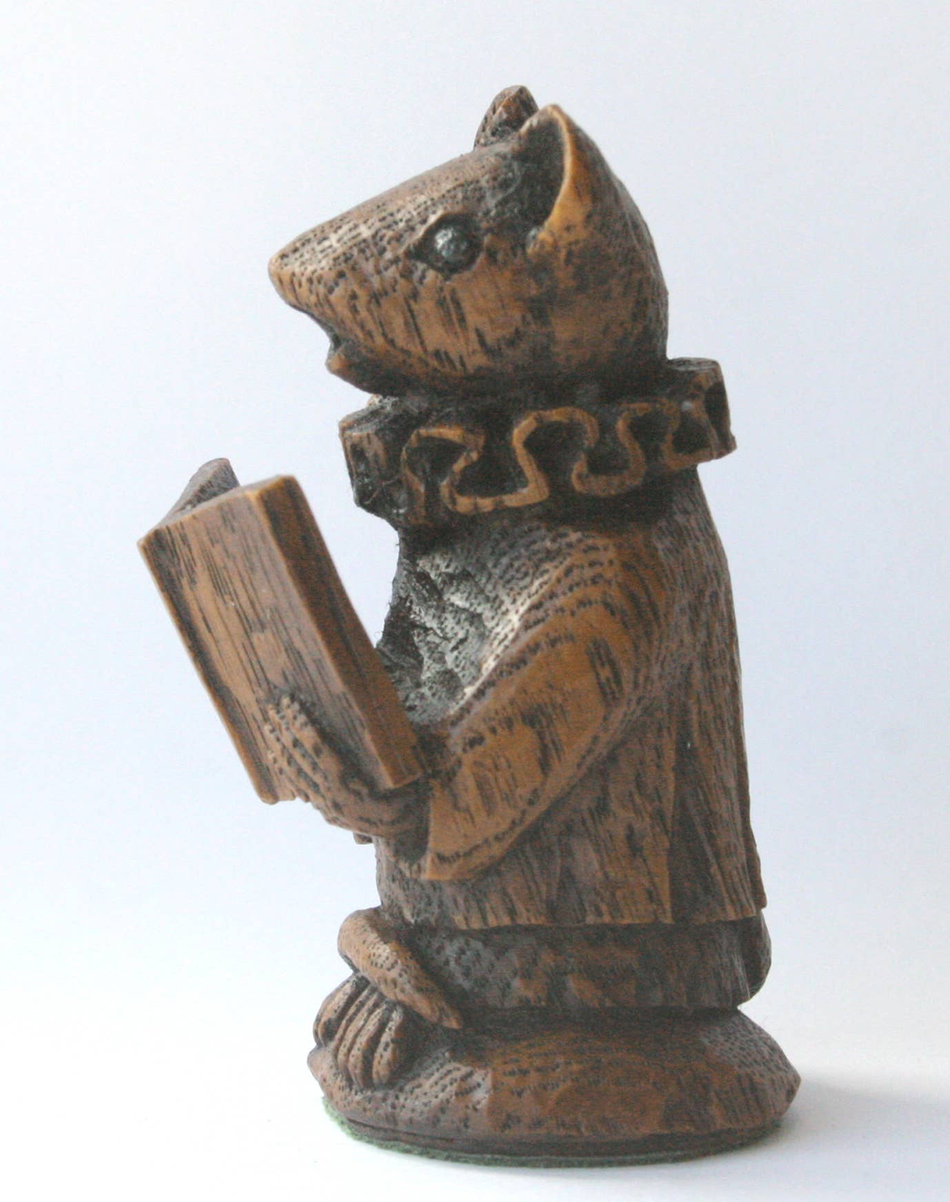 Church Mouse Choir Singing. Reproduction carving Ornament.